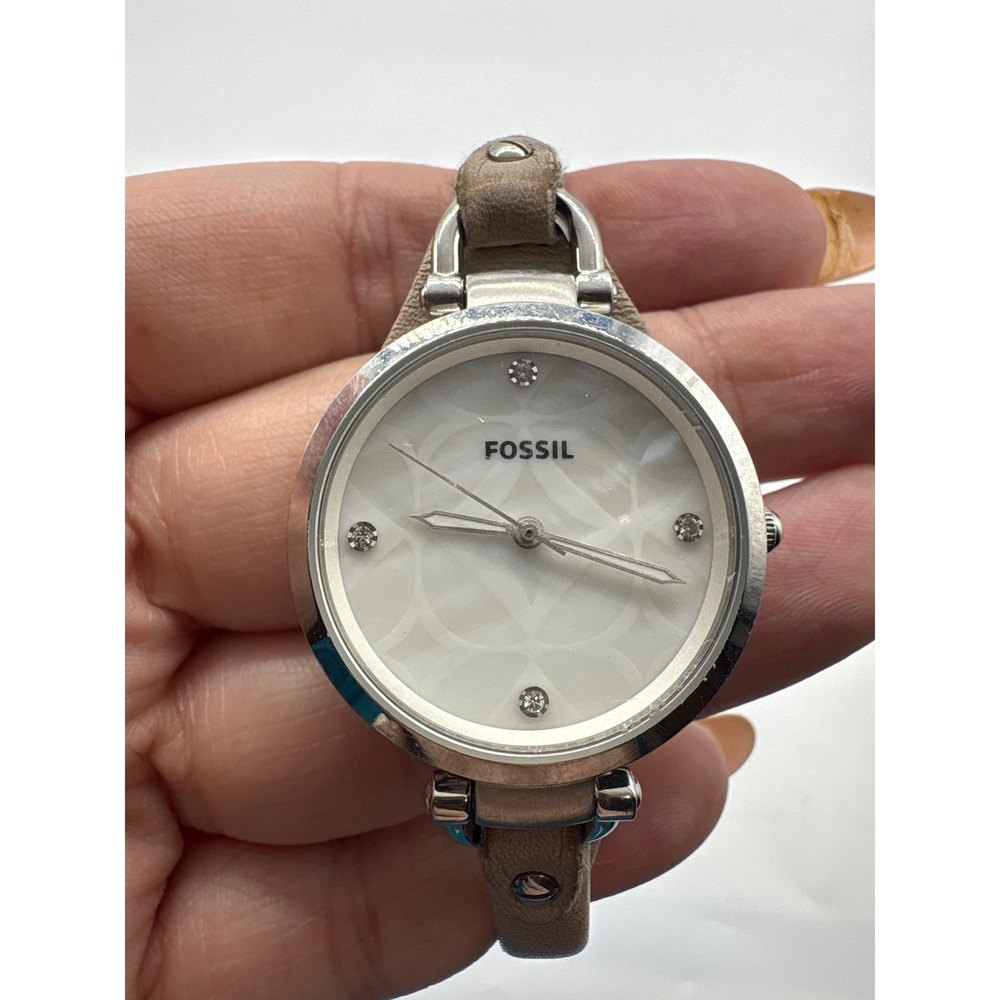 Fossil Georgia ES3150 Womens Silver Tone Round Face Watch Genuine Leather Taupe